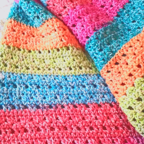 Handmade Rectangular Wrap - Picture 3 of 3